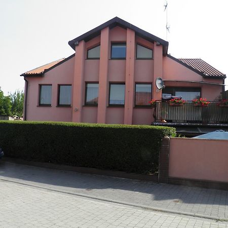 Pensjonat Zofia Demska Brzeg Exterior foto